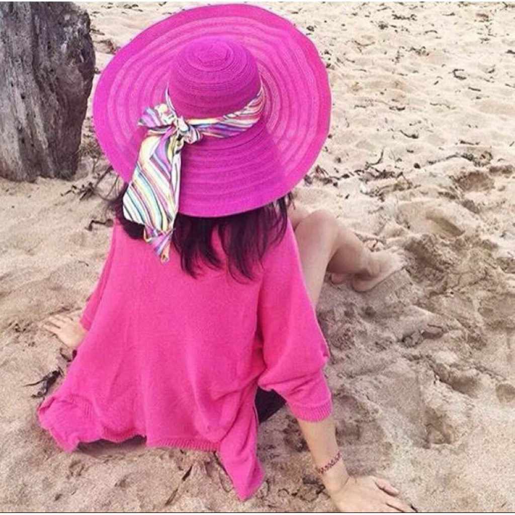 Preloved topi pantai
