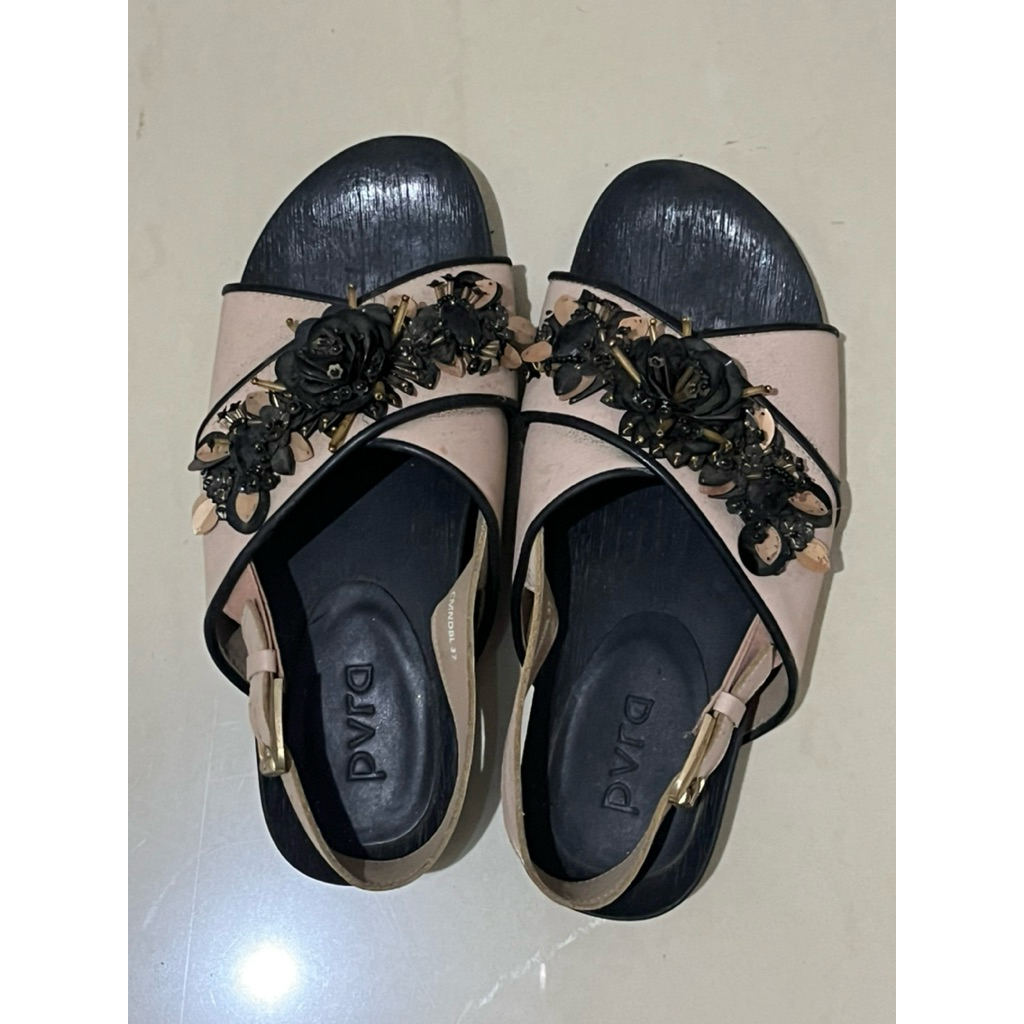 PRELOVED PVRA CAVVAMI size 37
