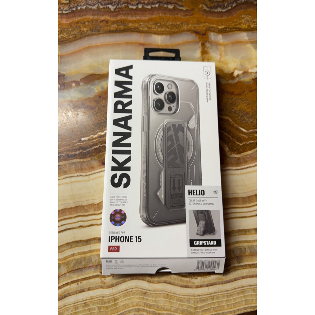 SKINARMA Helio Gripstand For iPhone 15 Pro
