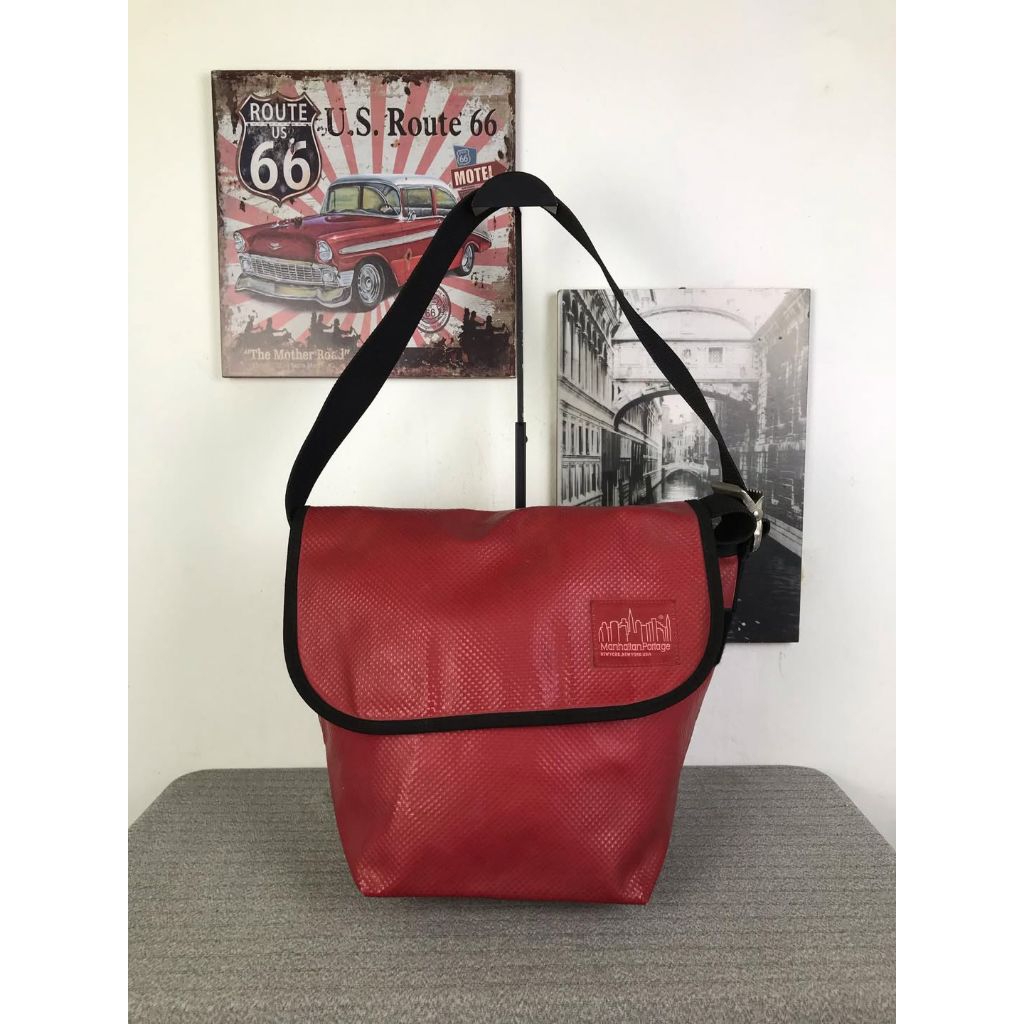 Manhattan portage waterproof