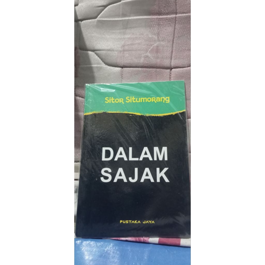 buku Dalam Sajak, Sitor situmorang