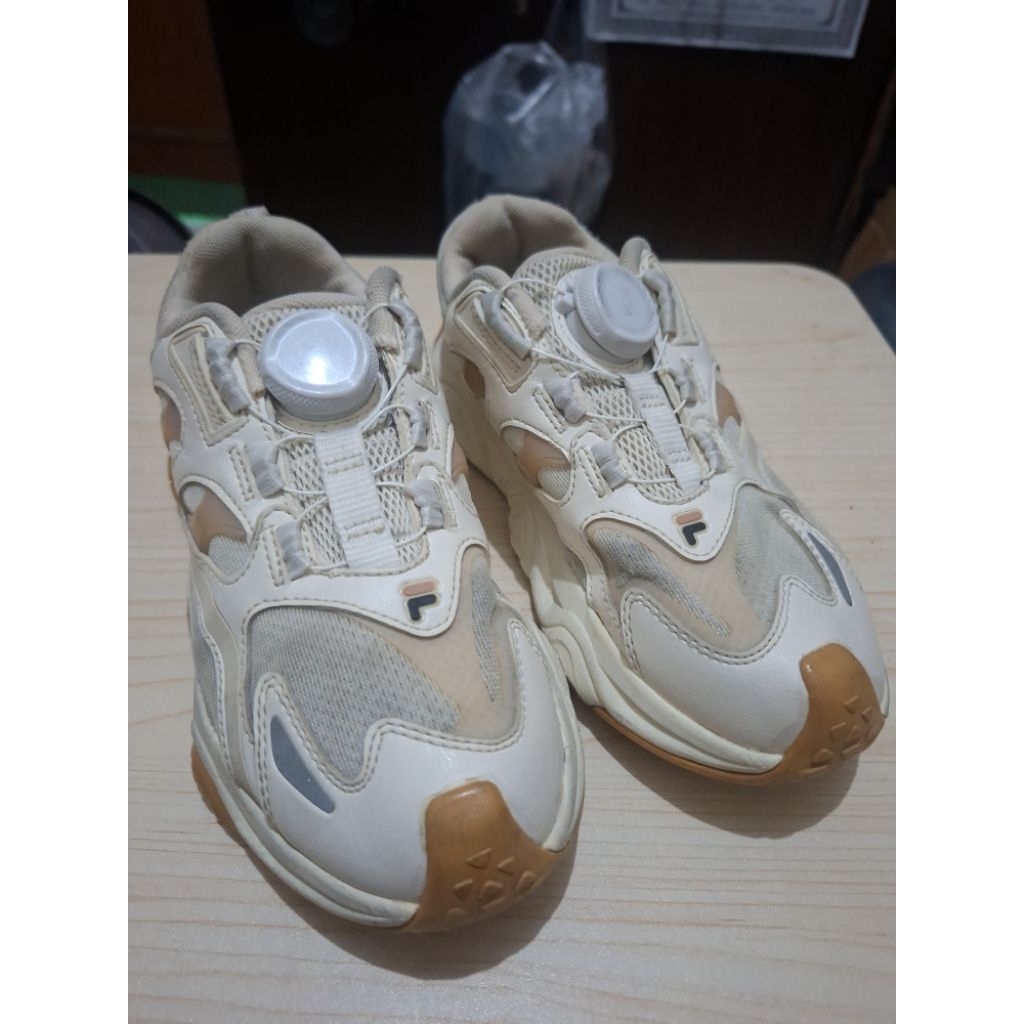 Fila boa kids size 33