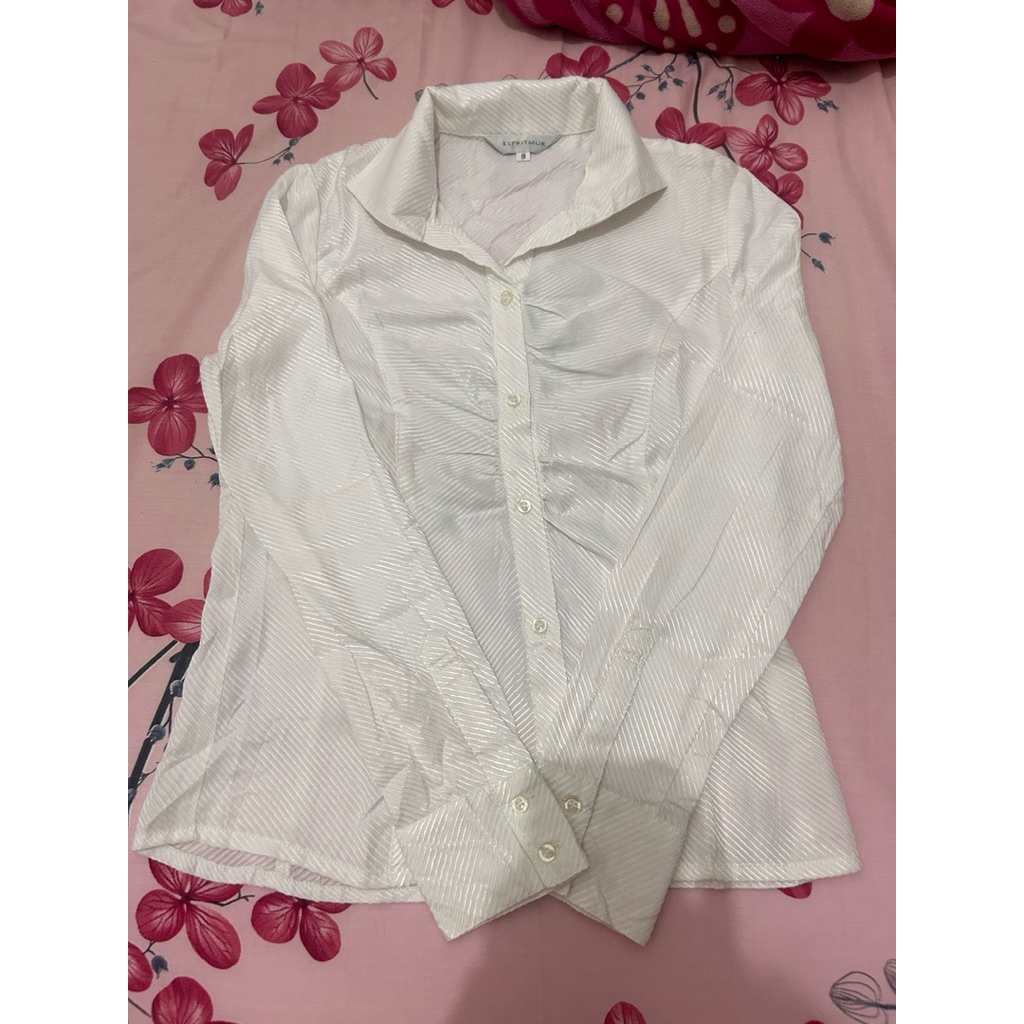 [PRELOVED] Kemeja putih slimfit
