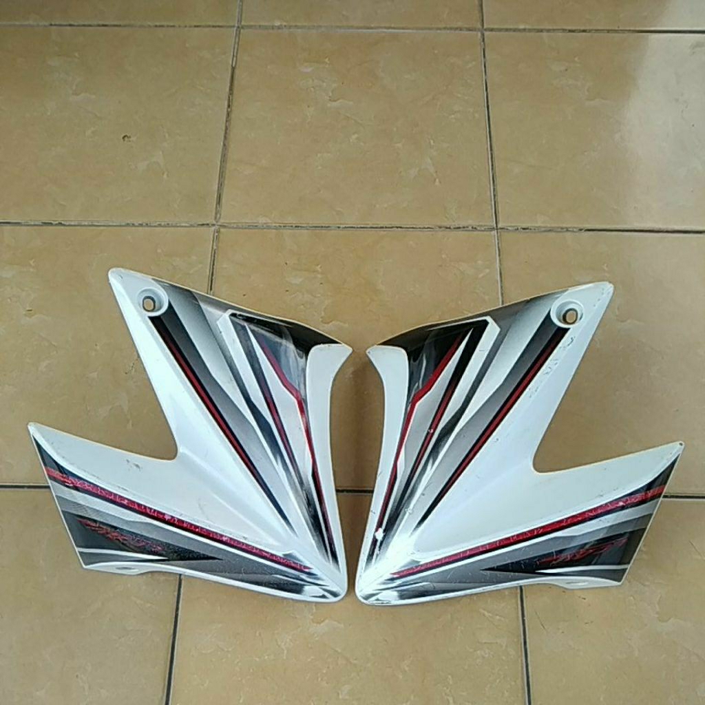 Sayap Tangki Yamaha Vixion Old Lama Original Bekas