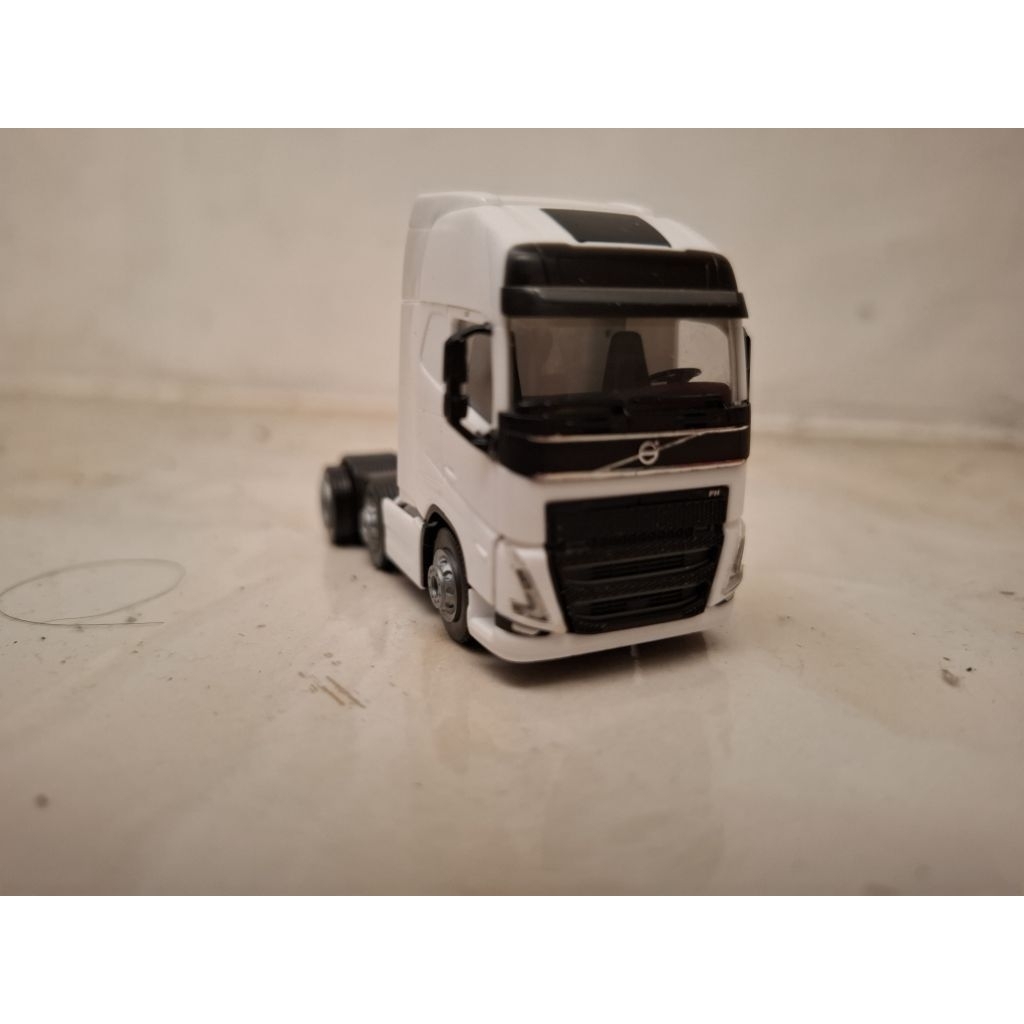 Herpa Volvo FH