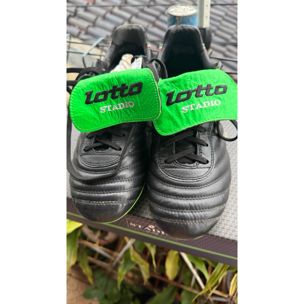 Sepatu Bola Lotto Stadio OG