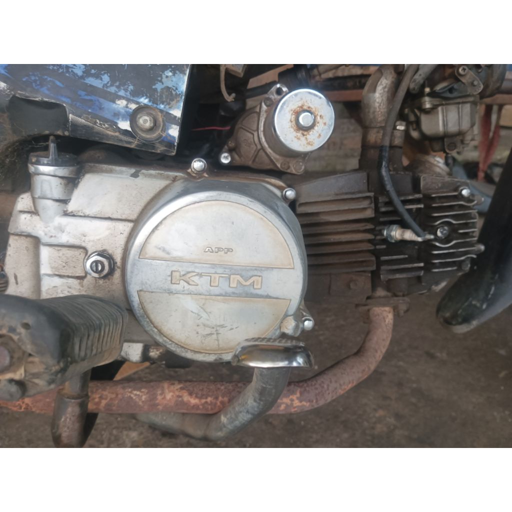 mesin motor cina