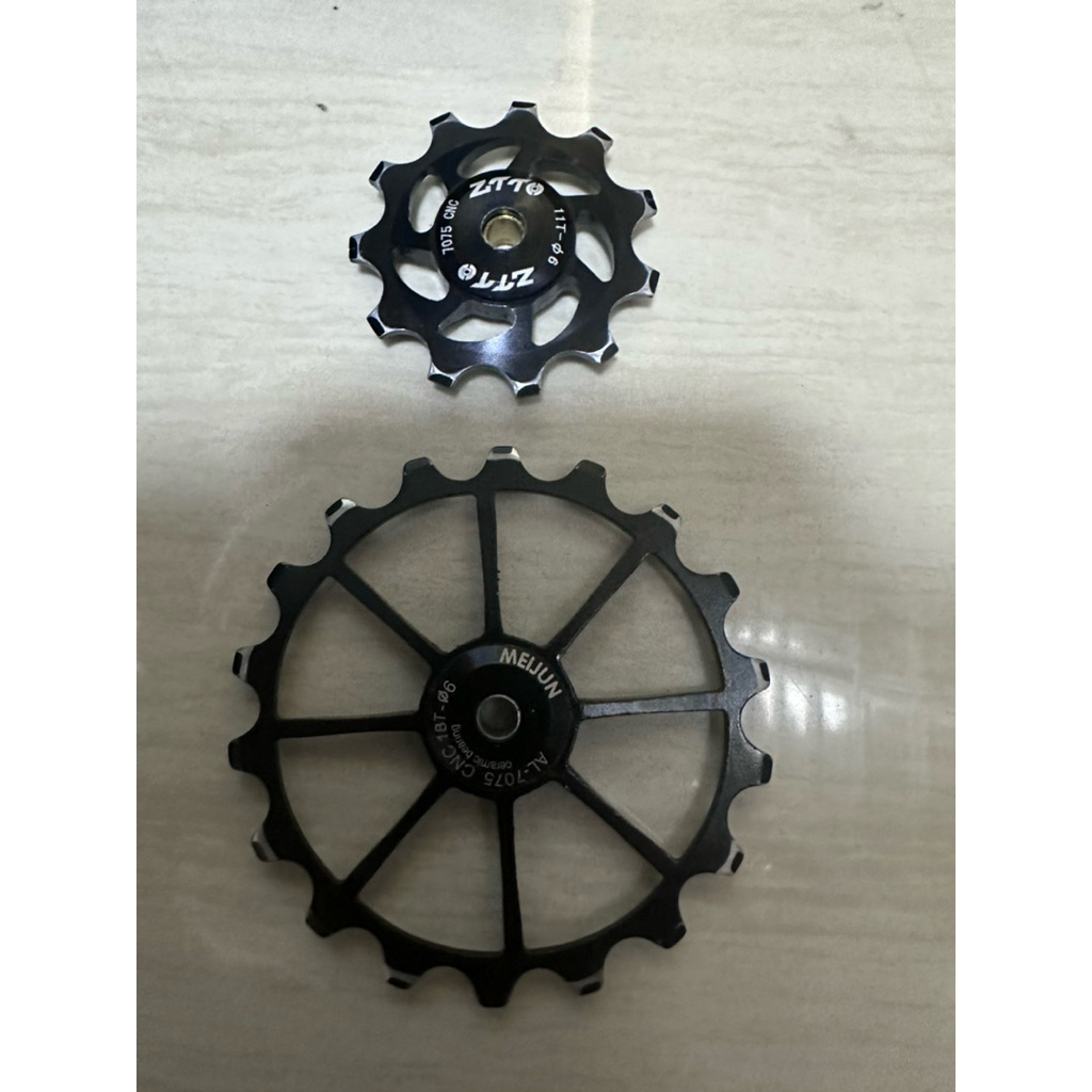 Over Pulley Sepeda Bearing Ceramic Loncer 11T & 18T