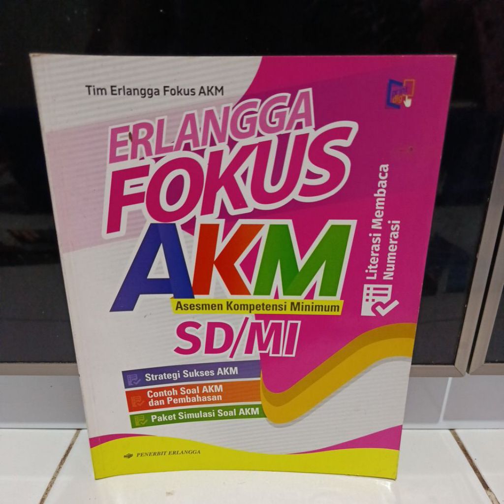 BUKU ERLANGGA FOKUS AKM SD/MI