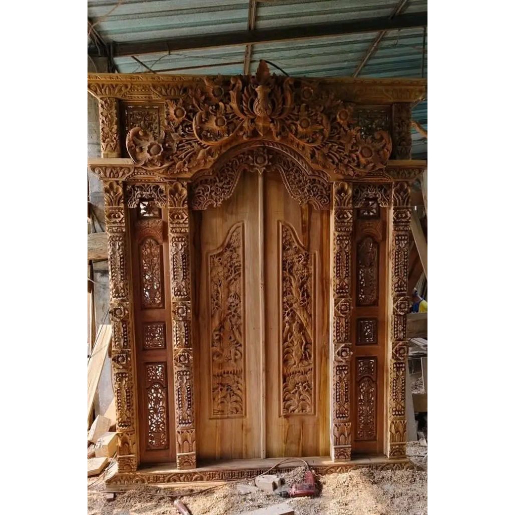 Pintu gebyok ukir Ramayana stil Bali mentah/finishing