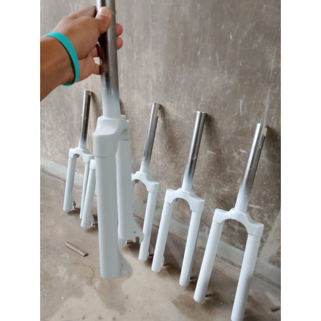 Ready Fork Bmx Zoom Cat Dasar Ukuran 20An