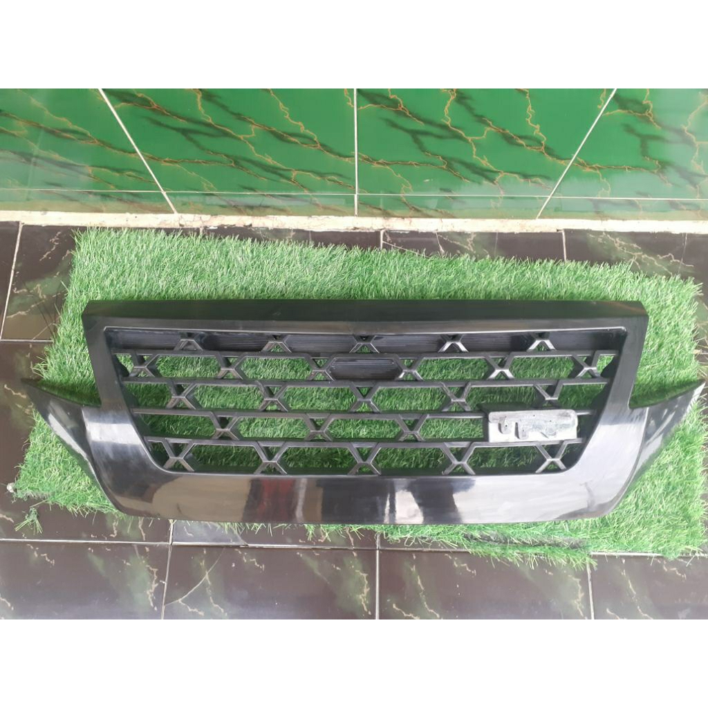 GRILL DEPAN TOYOTA RUSH DAIHATSU TERIOS 2018-2022  TRD/GR SPORT HITAM GLOSY ORIGINAL