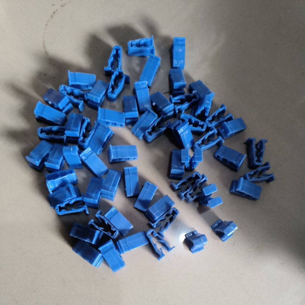 klip plastik motor Honda orizinal harga  1 pcs