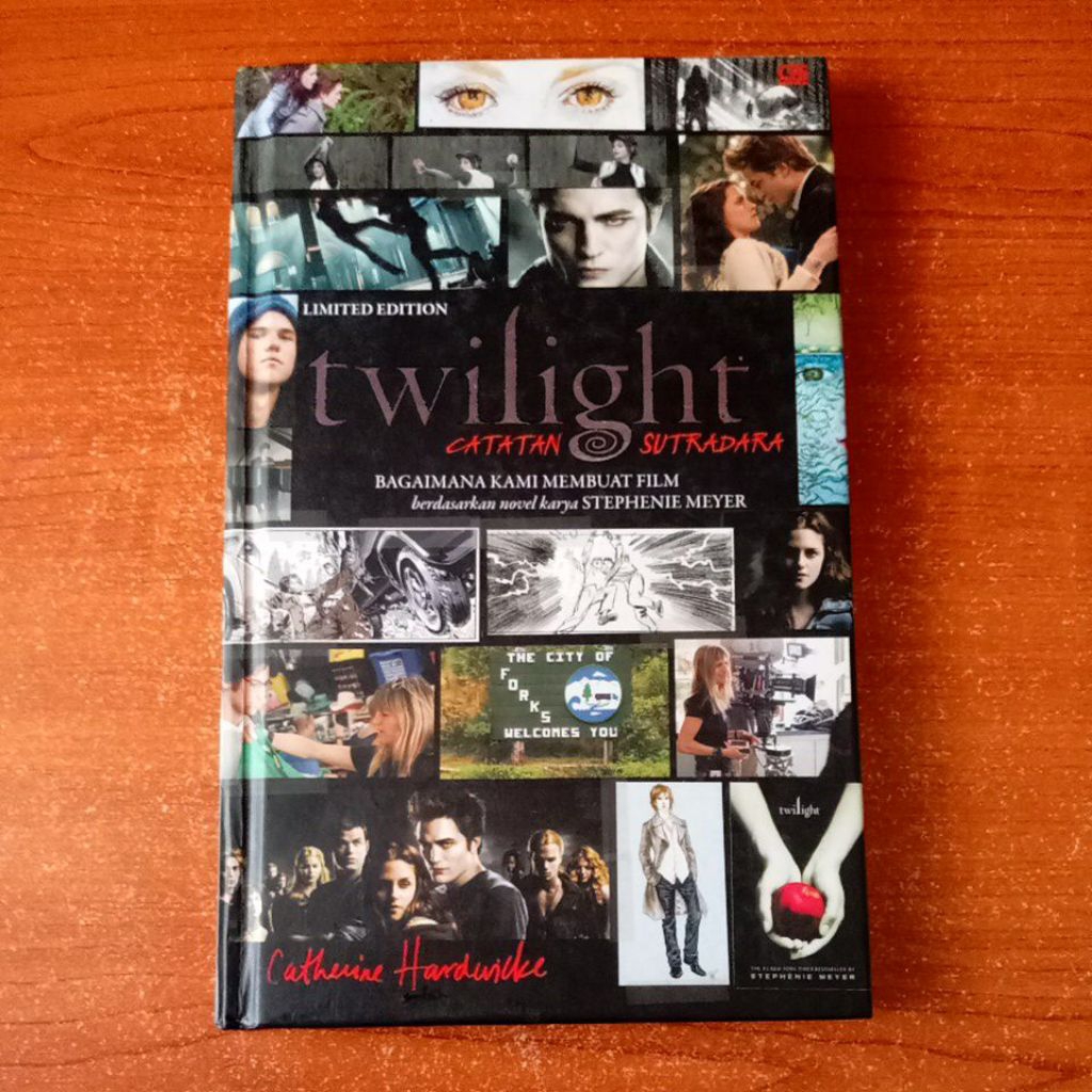 BUKU TWILIGHT CATATAN SUTRADARA oleh CATHERINE HARDWICKE
