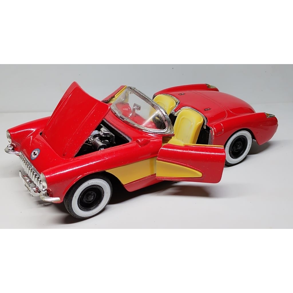 Rosok junk skala 24 Corvette 1957