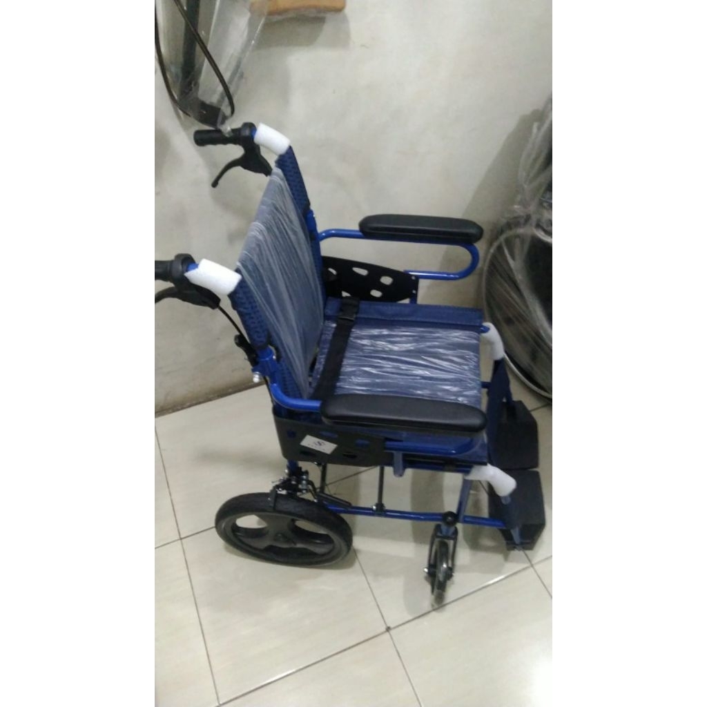 kursi roda traveling sella