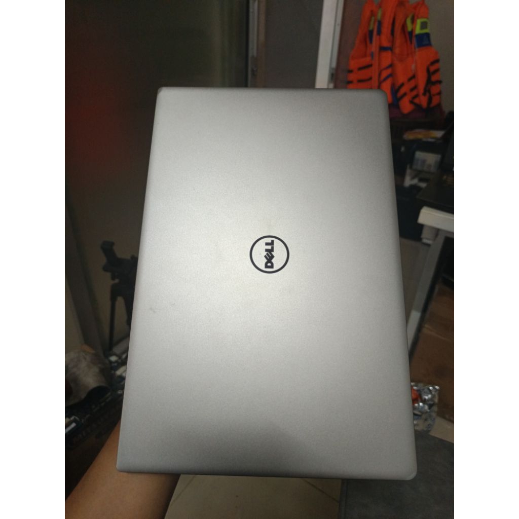 Dell XPS 13 9350 core i7 gen 6 8Gb/256Gb