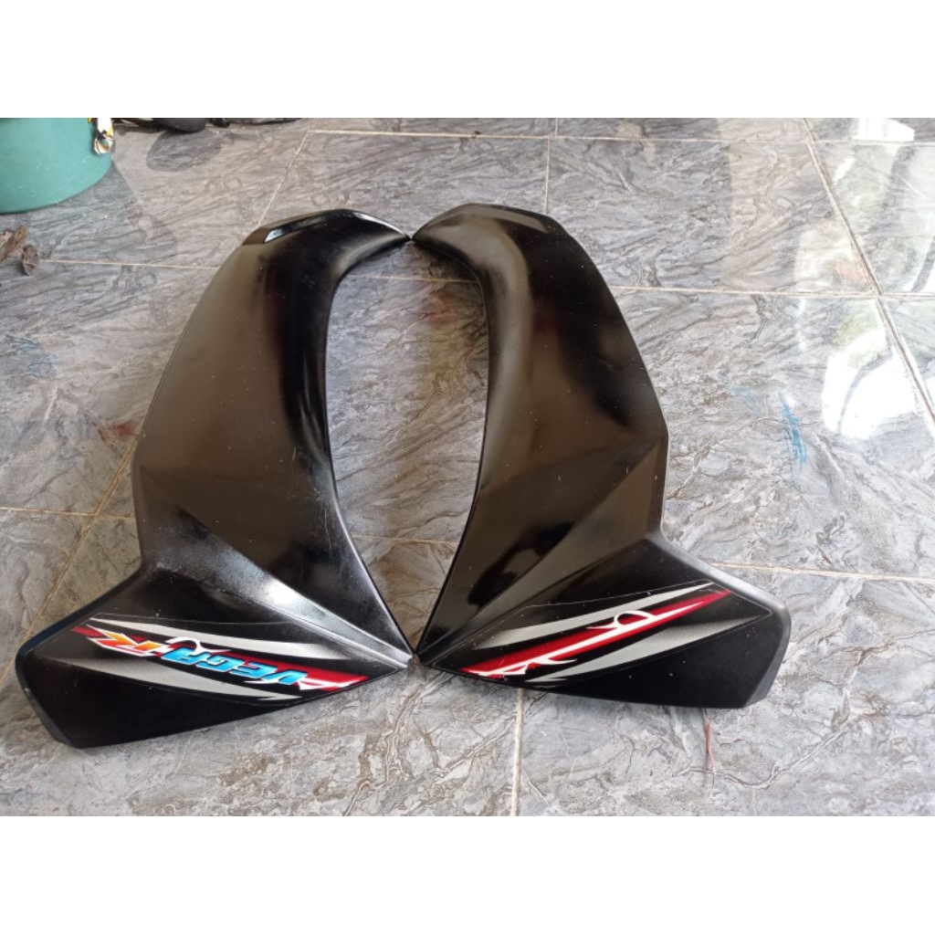Sayap Luar Vega R New ORI Second Copotan Motor STRIPING ORI Sayap Luar Vega R New ORI Seken Copotan 