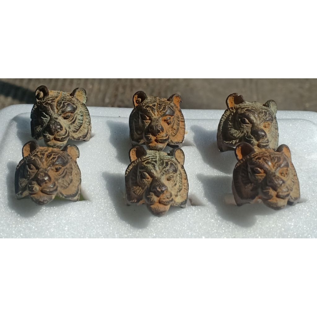 cincin Kuningan kepala harimau