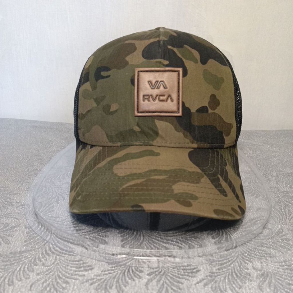 Topi RVCA trucker second original.