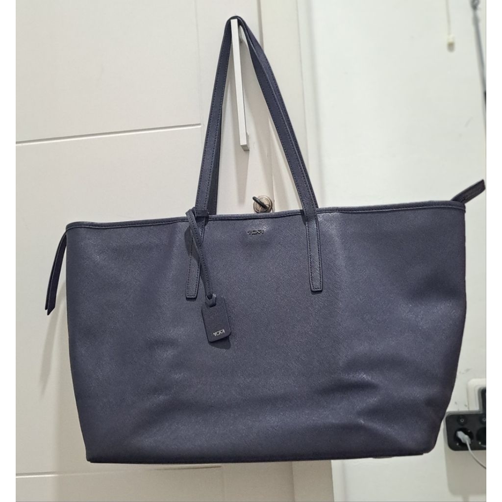 preloved tas tumi large navy kulit