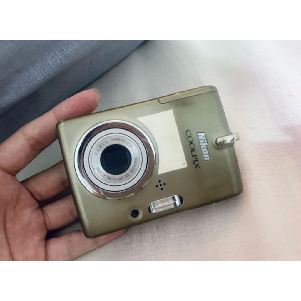 Nikon Coolpix L11 kamera digital (only kamera)