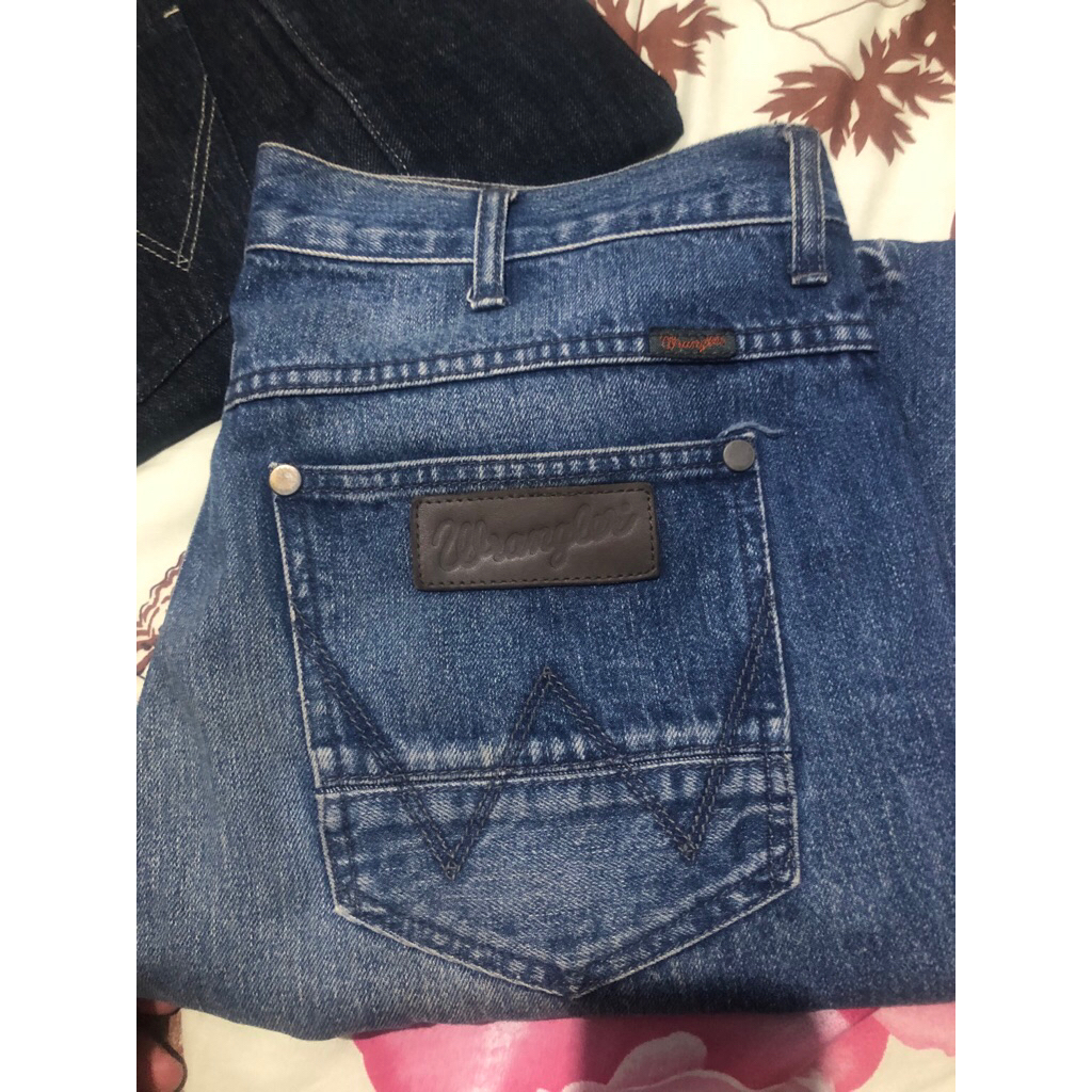 WRANGLER GREENSBORO BLUE JEANS 33x32