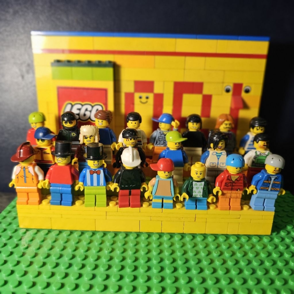 MINI FIGUR LEGO CITY  ( AAA 9 ) Asli Jaminan 100% Original , kondisi Bekas pakai