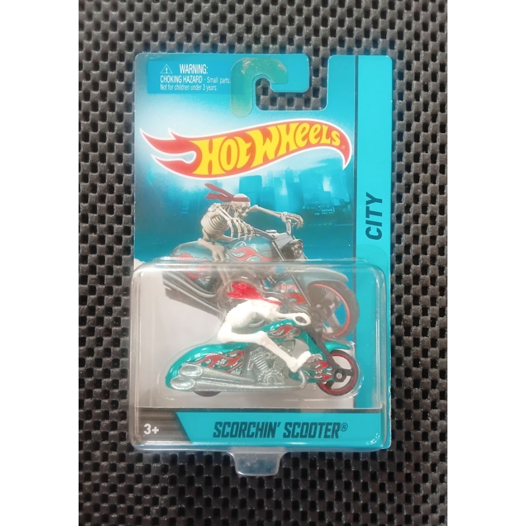 Hot Wheels Motor SCORCHIN SCOOTER + figure ( RARE ) 2013