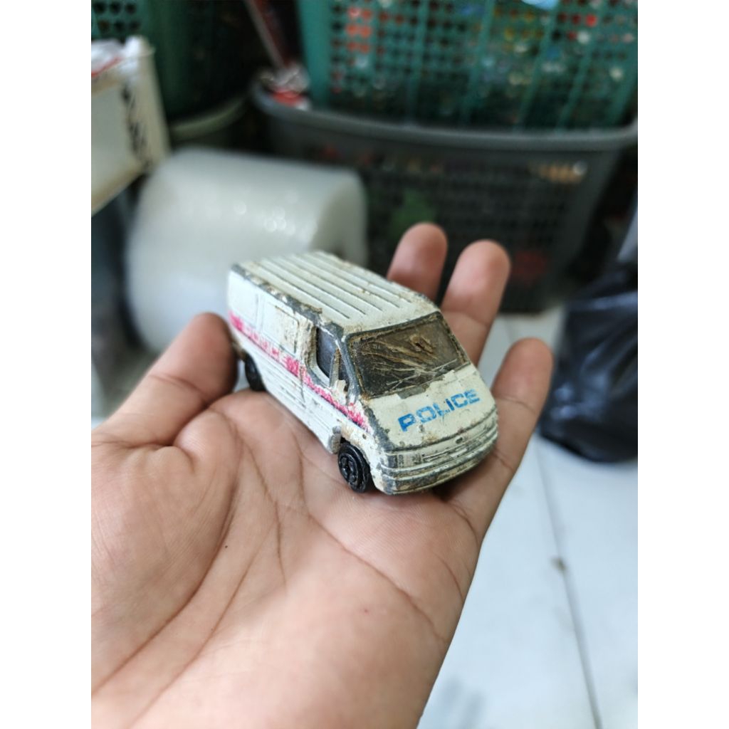 diecast corgi police van