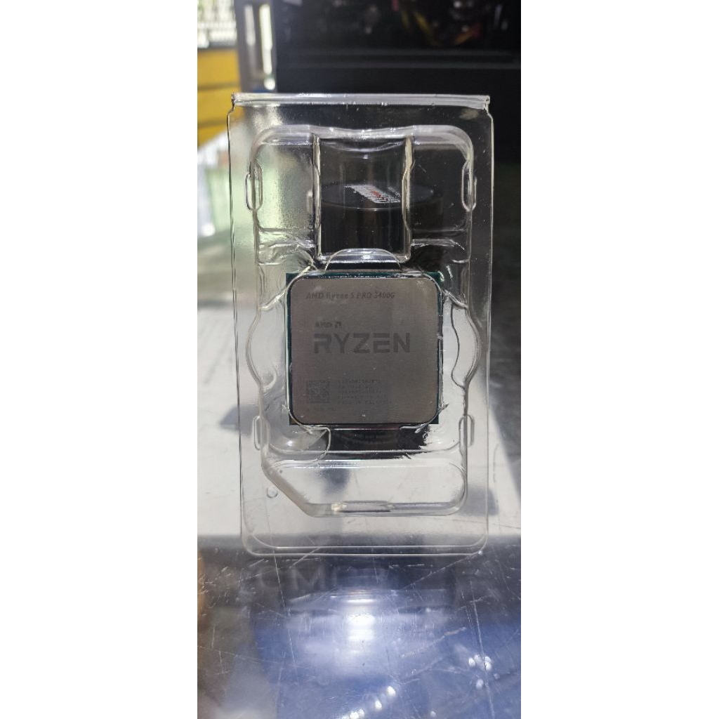 AMD Ryzen 5 PRO 3400G (Tray) Unit Only