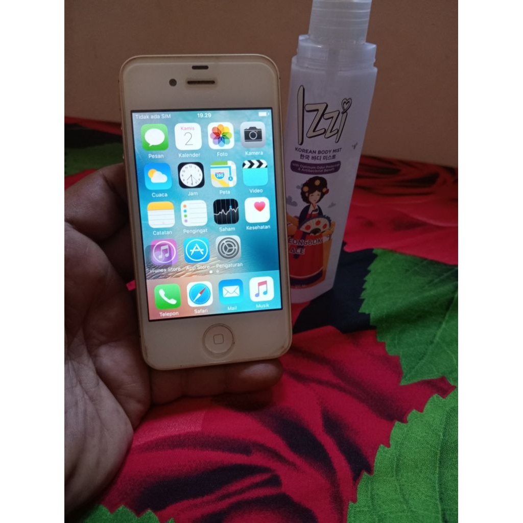 iPhone 4s upgrade 32 dan iPhone 4 minta bypass