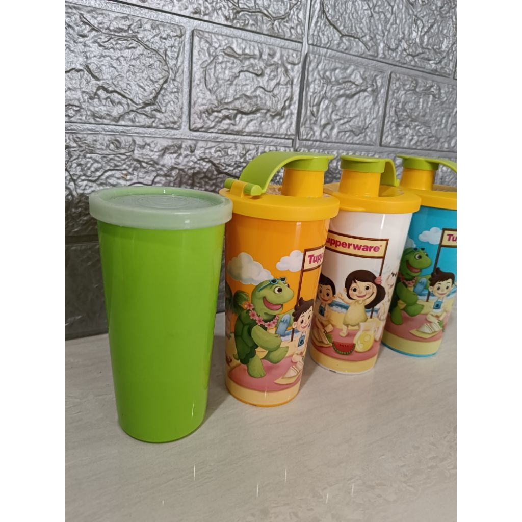 Fun Tumbler Tupperware Botol Minum Anak Kecil