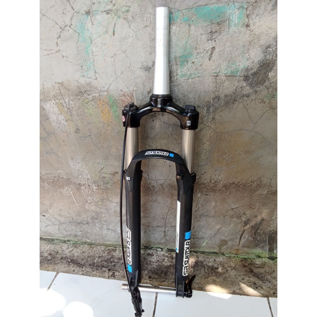 fork srt suntour xcr32 29in Bost ta