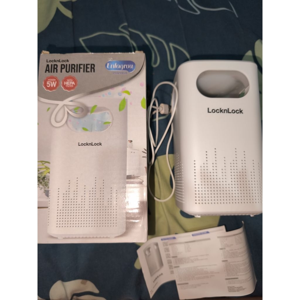 Locknlock Mini Air Purifier 5 Watt - ENP166WHT