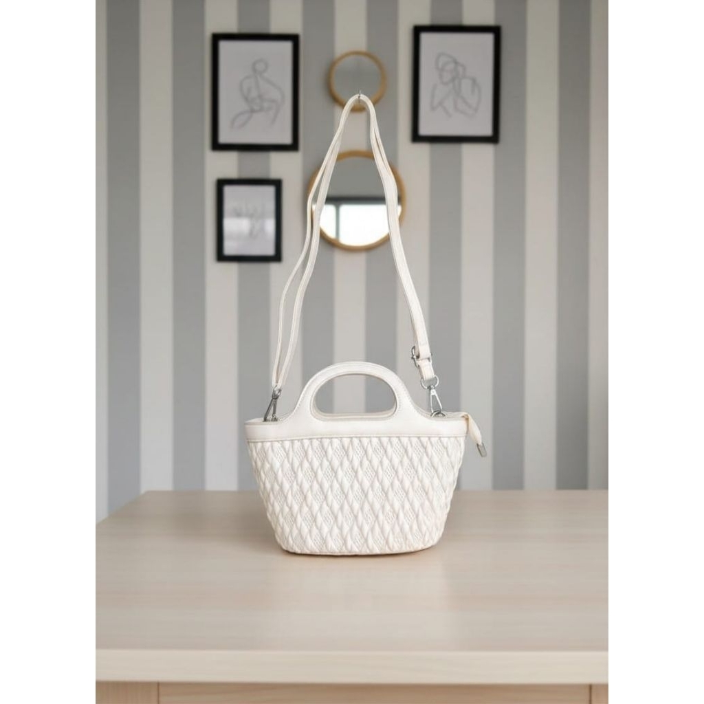 tas wanita elegan warna putih