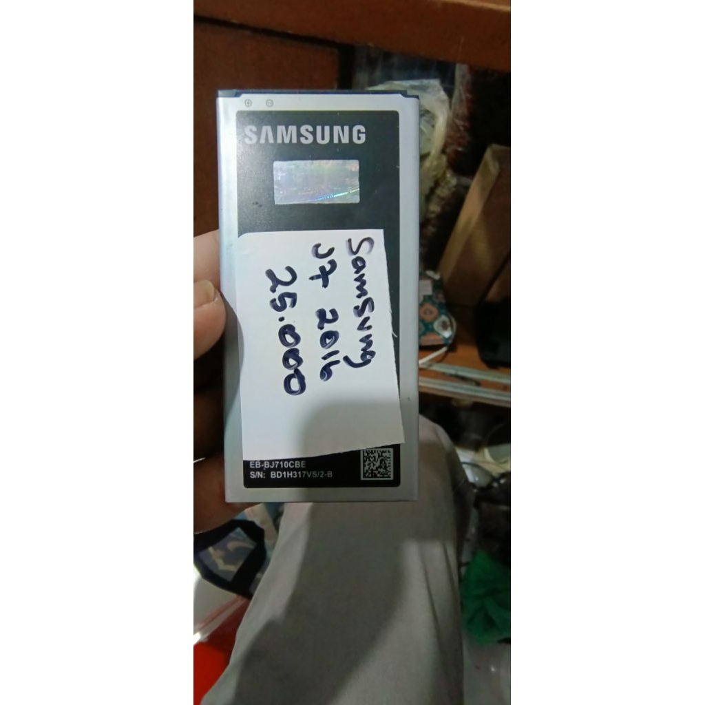 Baterai Samsung J7 2016
