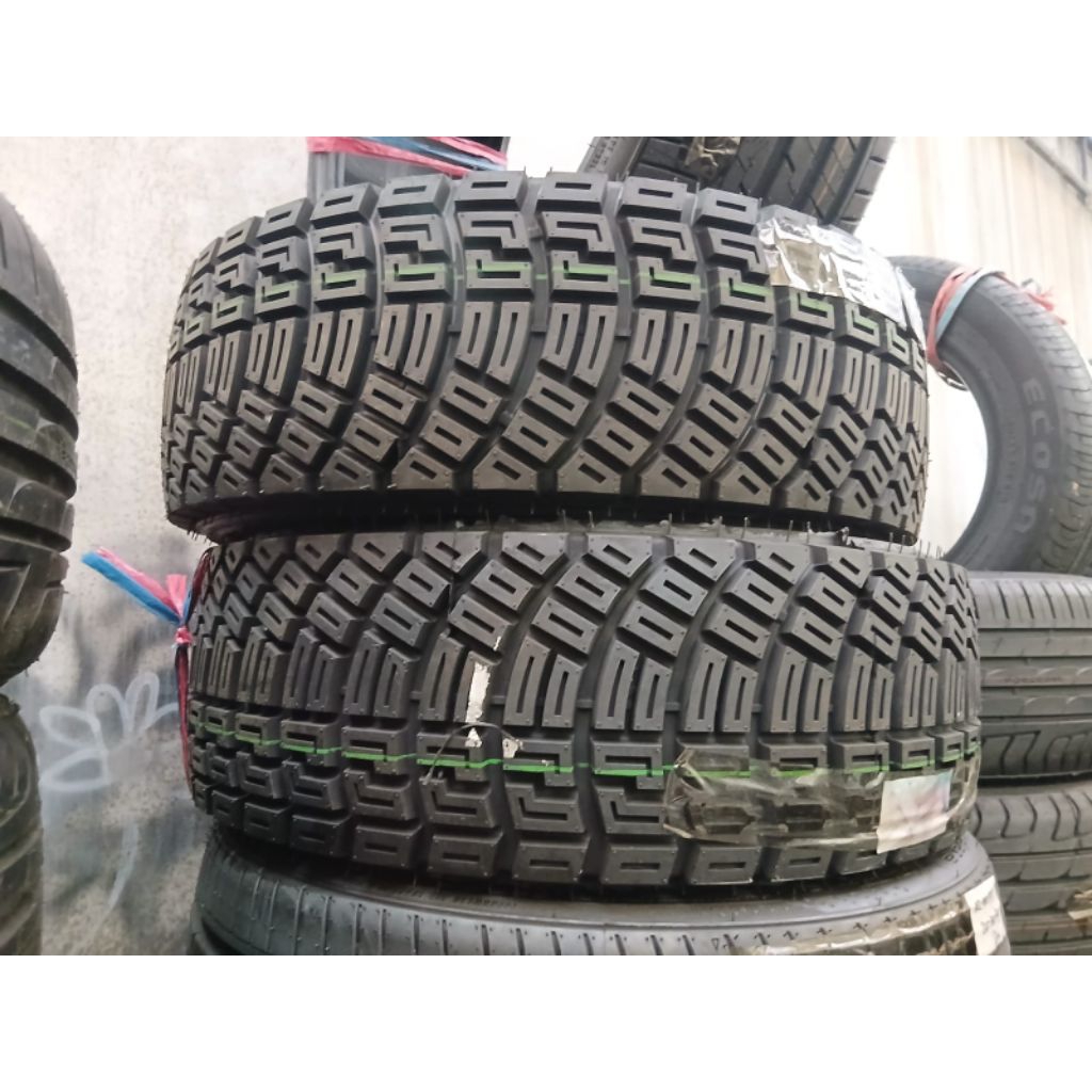 BAN MOBIL BEKAS SECOND SEKEN RING 15 ACCELERA RA162 205 65 R15