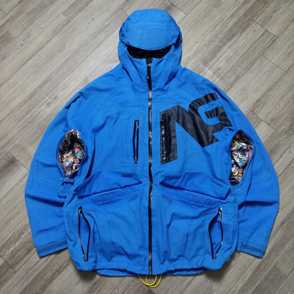 ANALOG OUTDOOR JACKET ACRONYM