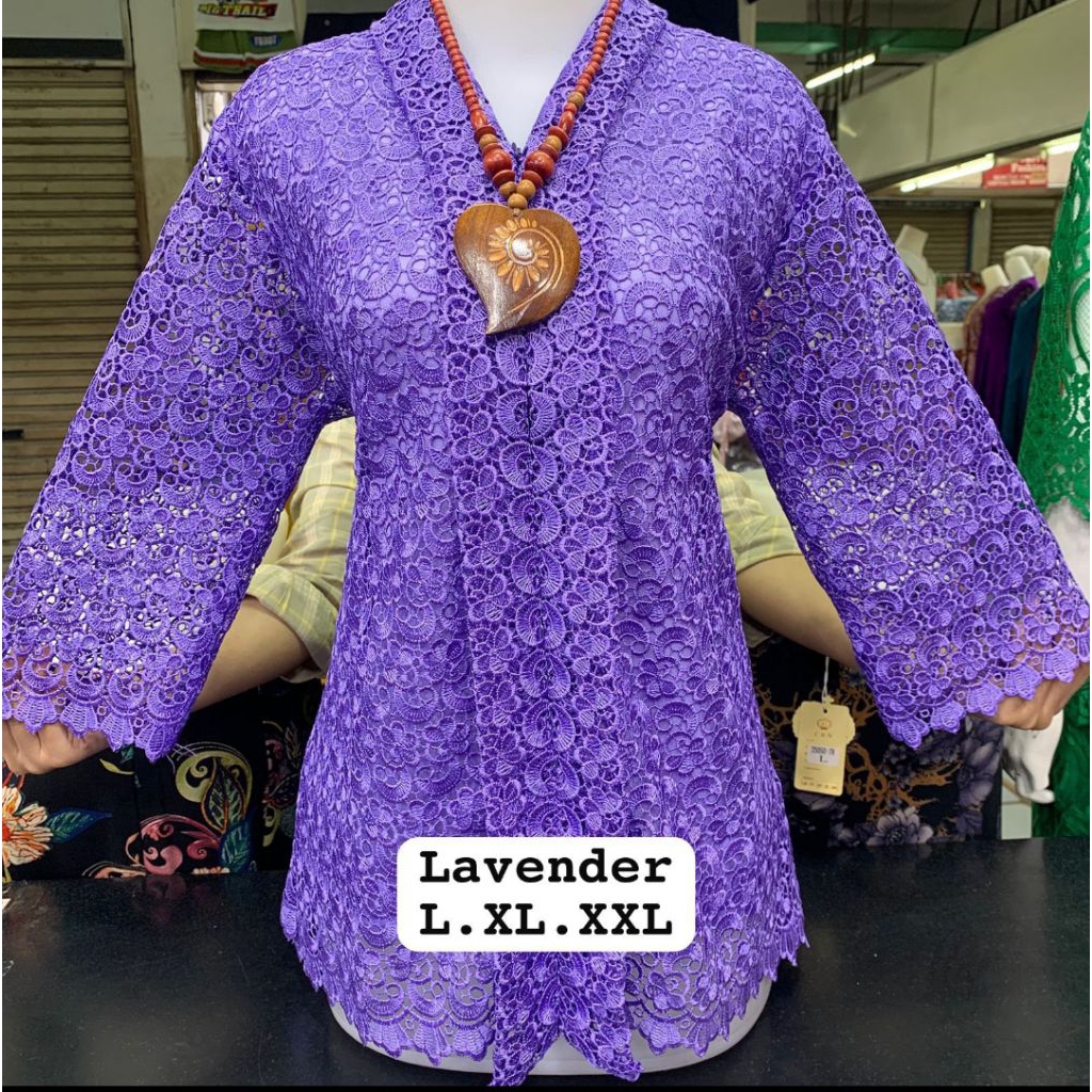 Blus Brokat Hoki Kartini