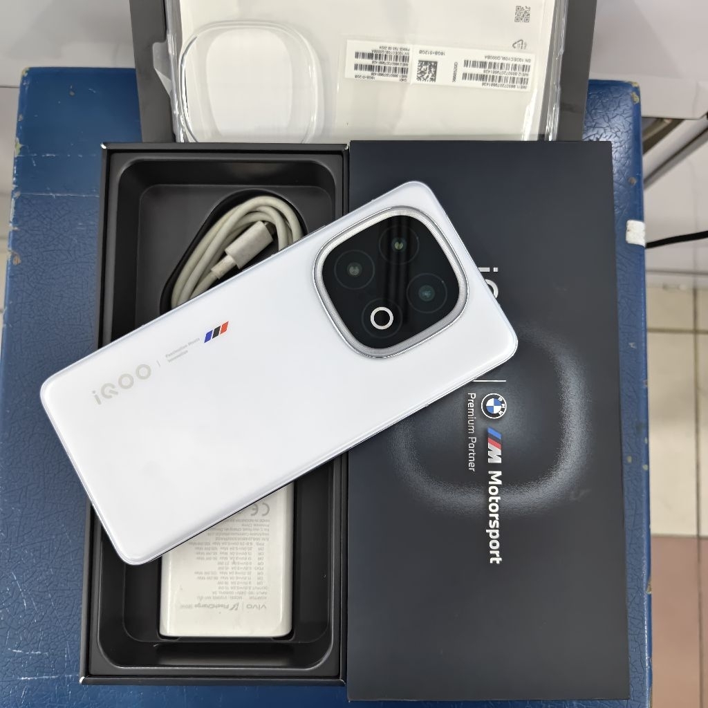 Iqoo 13 16/512 GB Second Fullset Original