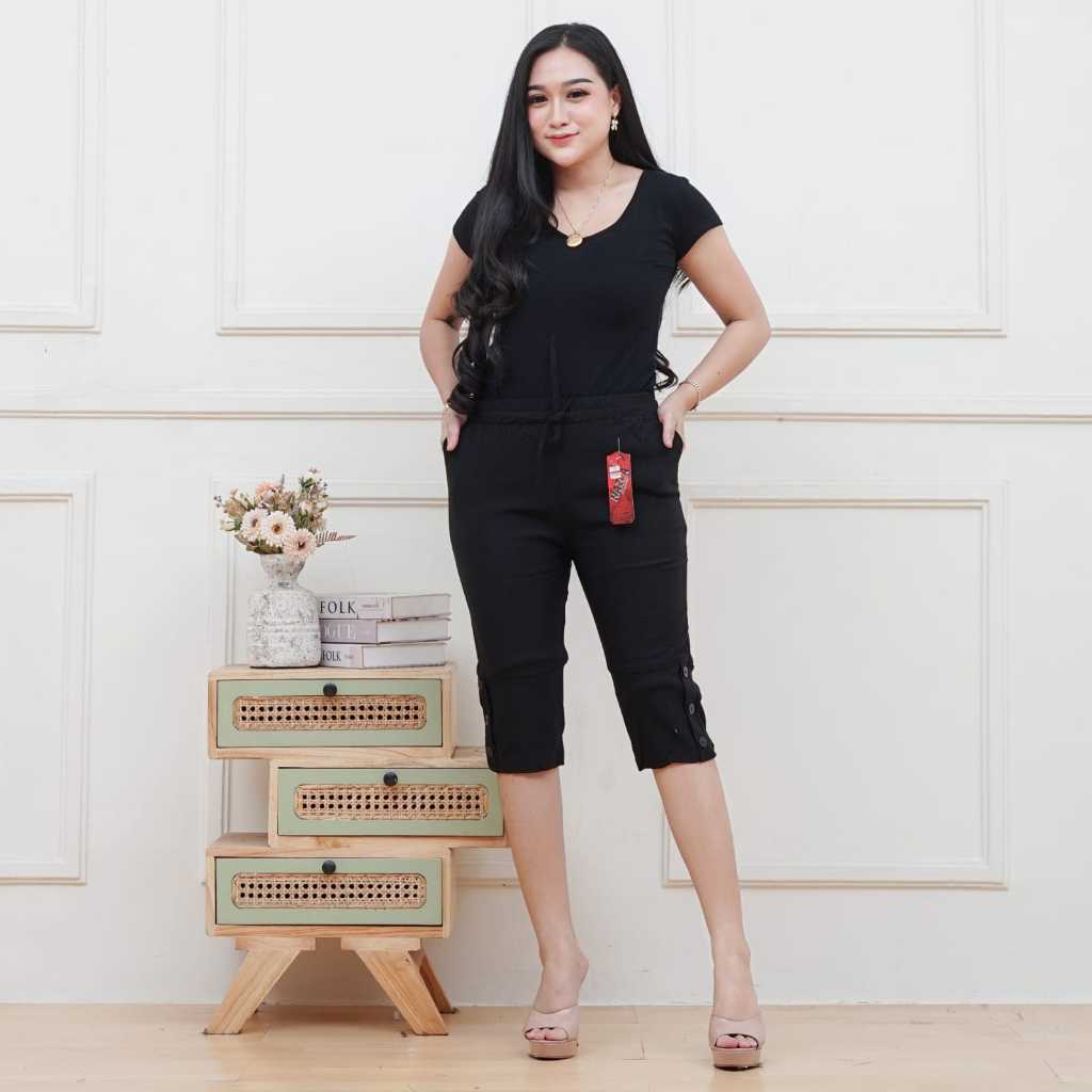 Celana Pendek Wanita 7/8 Bahan Elizabeth Otomen Soft Jeans - Bahan Elizabeth Otomen Soft Jeans Premi