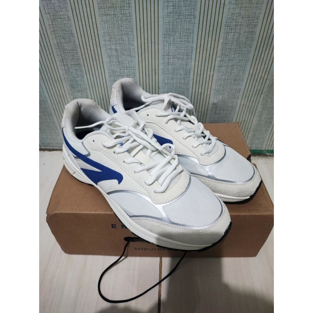 Brodo Ace Nova White Blue