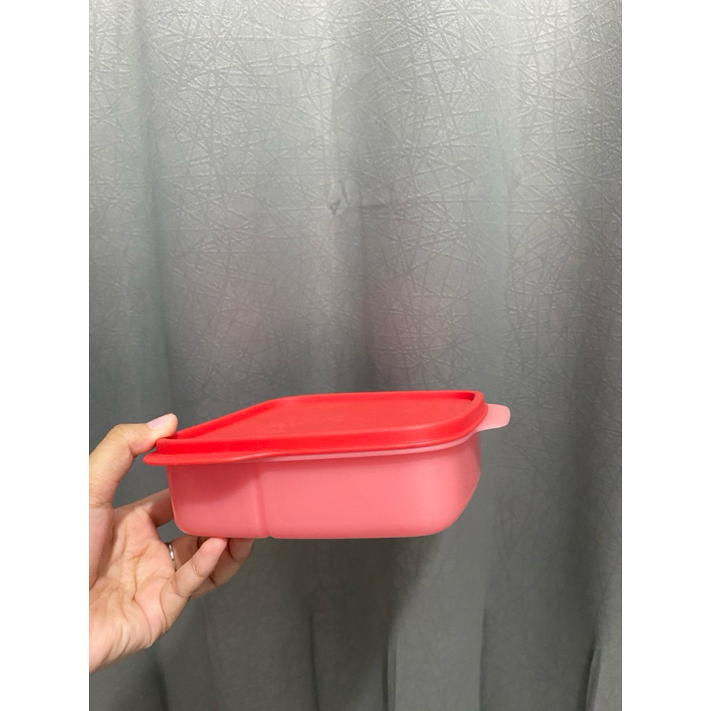 PRELOVED TEMPAT MAKAN TUPPERWARE WADAH MAKAN TUPPERWARE