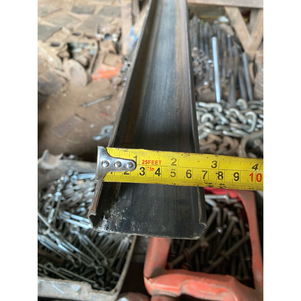 Besi CNP/Kanal C 70x25x1.7mm Panjang 1 METER