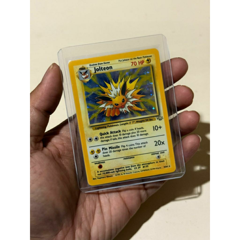 Jolteon 1st Edition Vintage Jungle Holo TCG Pokemon