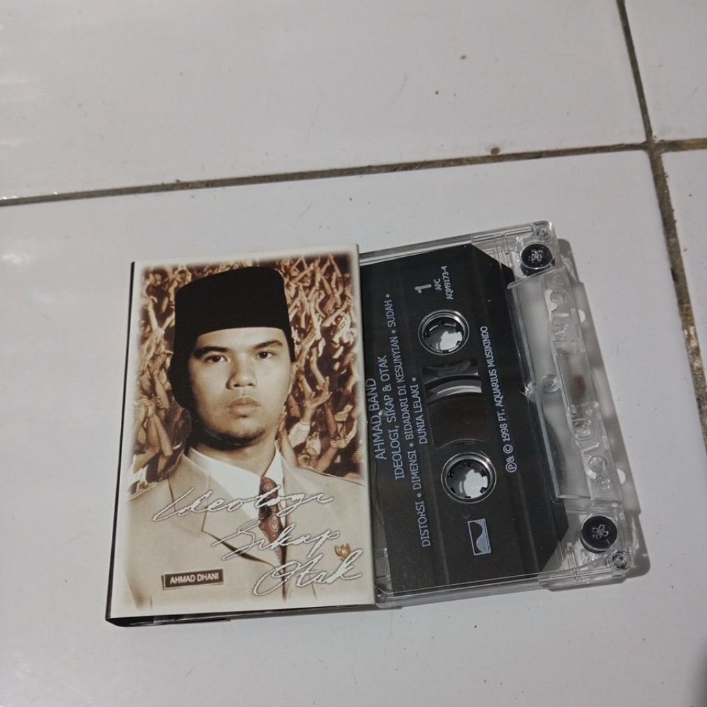 kaset pita ahmad band