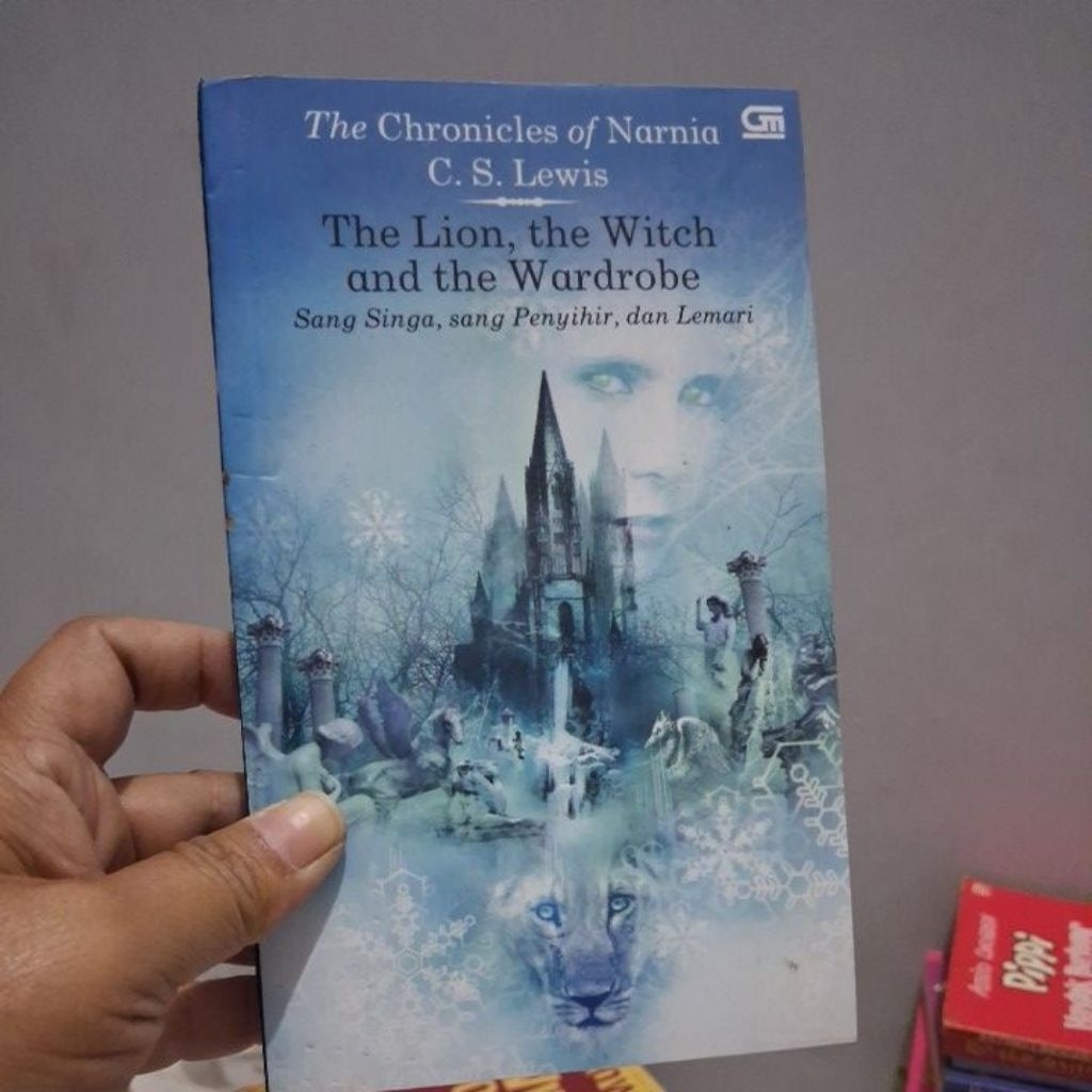 NOVEL NARNIA. SANG SINGA, SANG PENYIHIR, DAN LEMARI. CS LEWIS