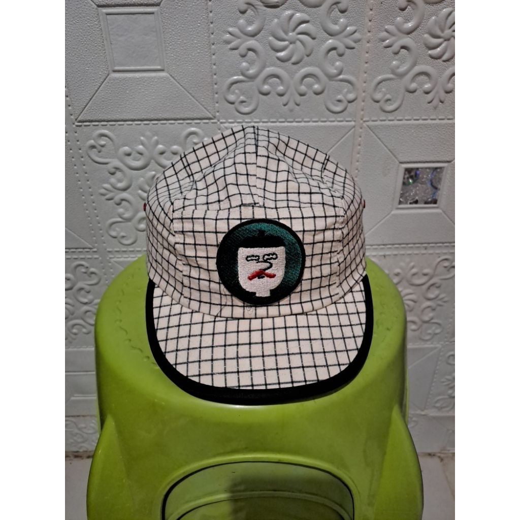 Topi visor pendek vispen topi sepeda second/bekas