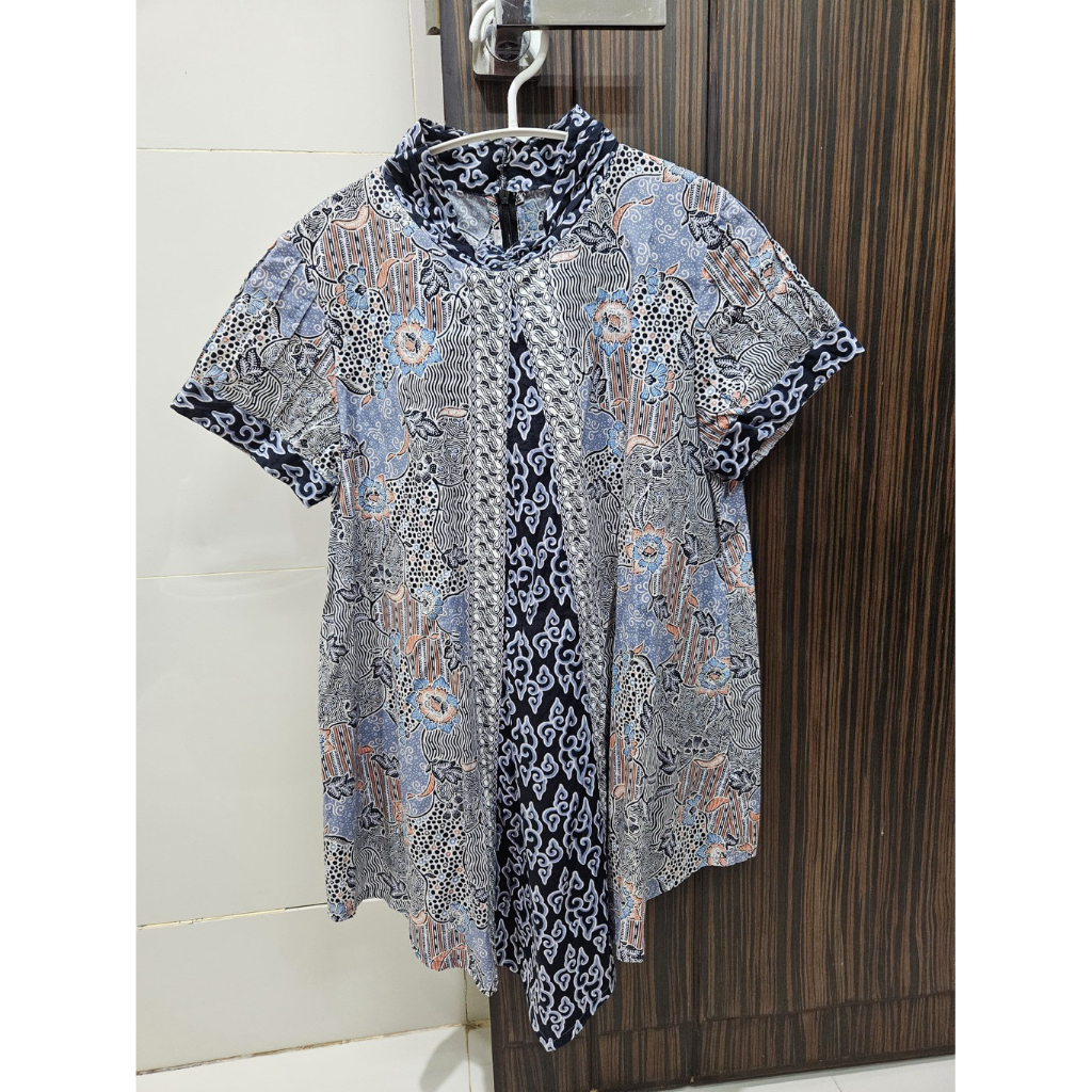 PRELOVED SECOND BATIK KERIS FASHION SIZE SS ORI BAJU BLUS ATASAN LENGAN PENDEK WANITA FORMAL TOP BLO